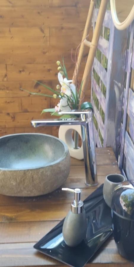 Domaine Authentique De Rose Glamping *