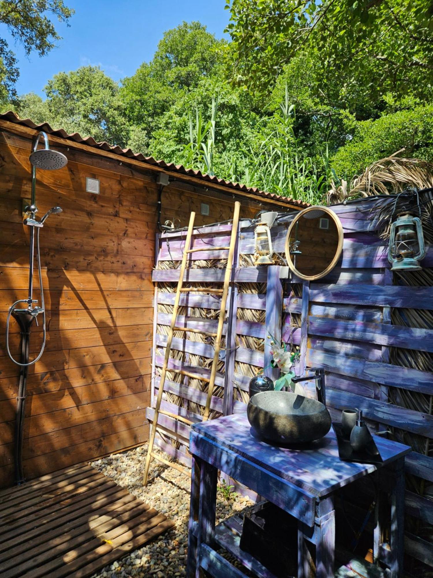 Domaine Authentique De Rose Glamping *